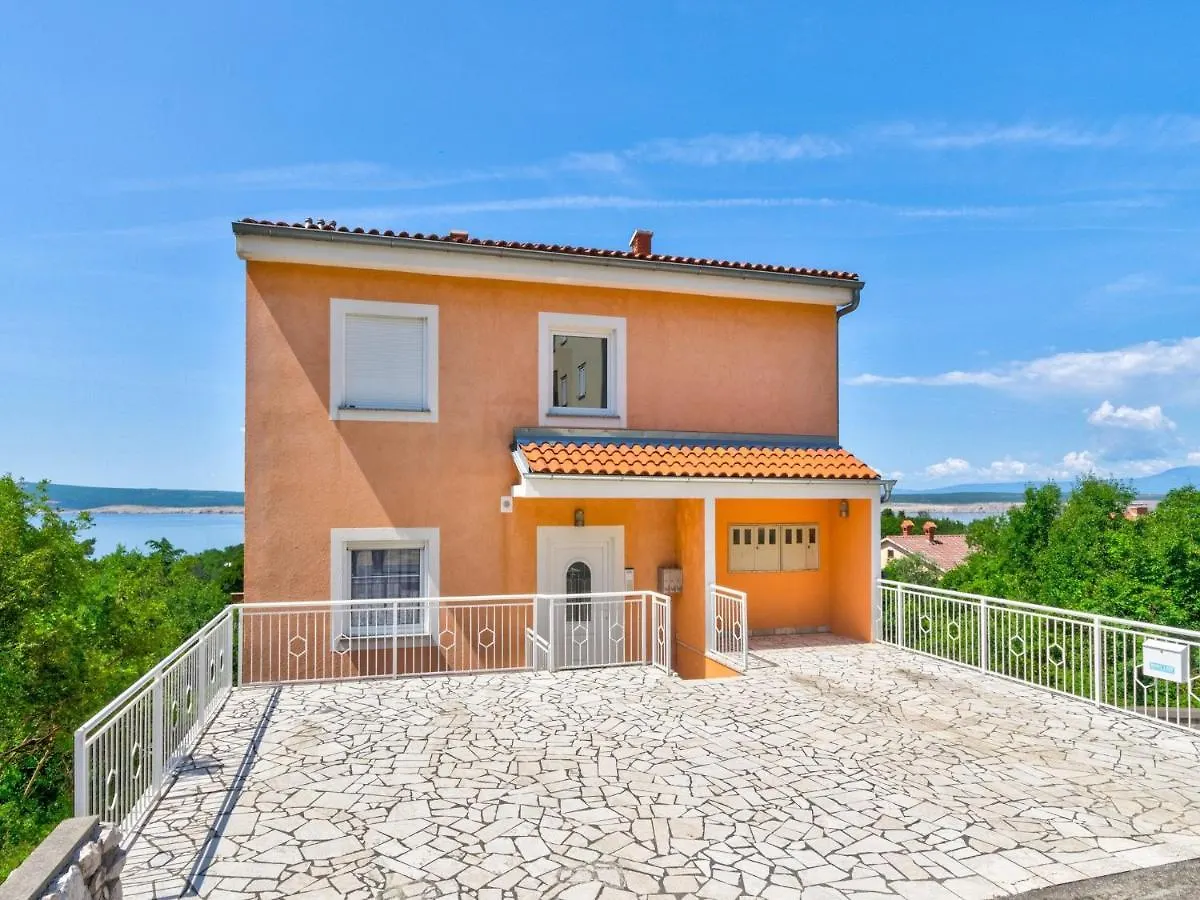 Apartment Nenad Dramalj