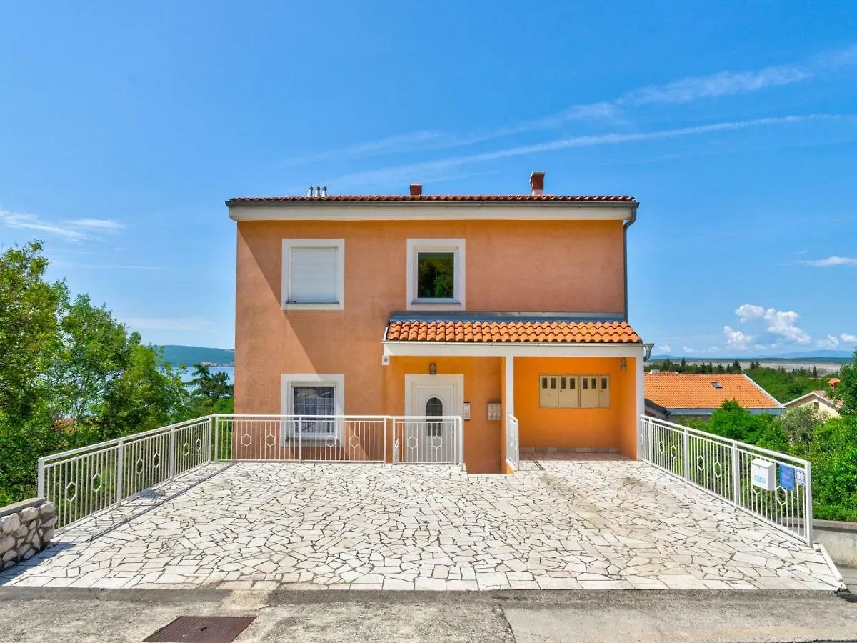 Apartment Nenad Dramalj