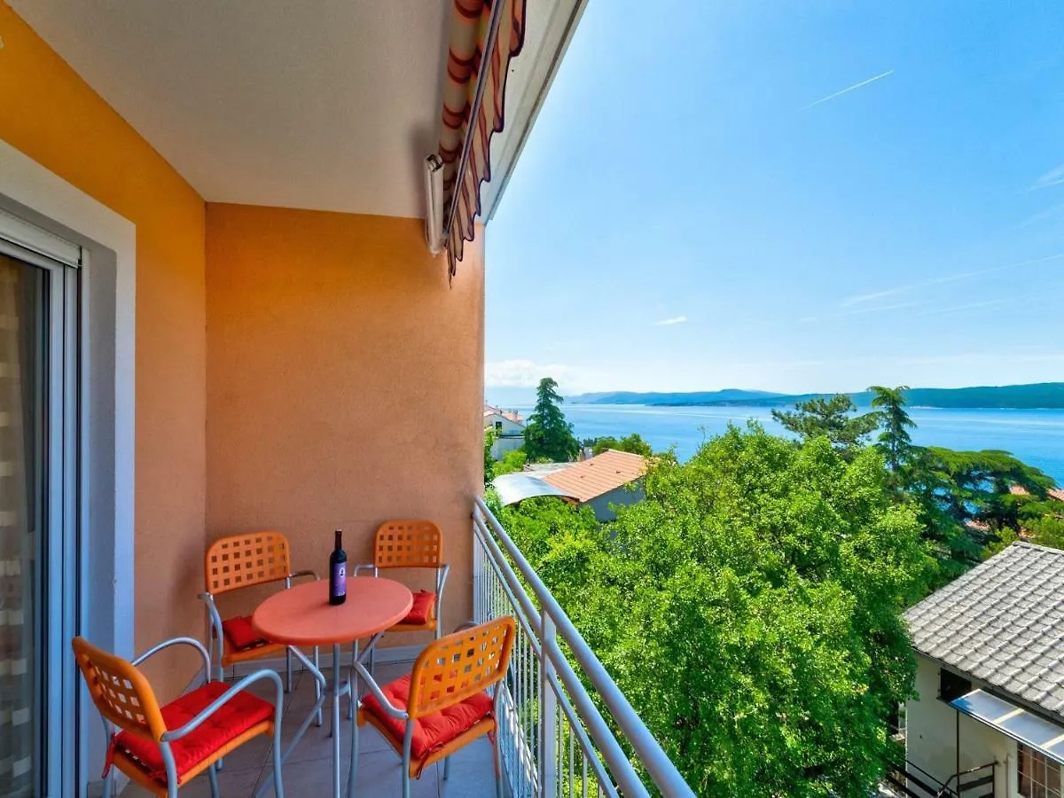 Apartment Nenad Dramalj